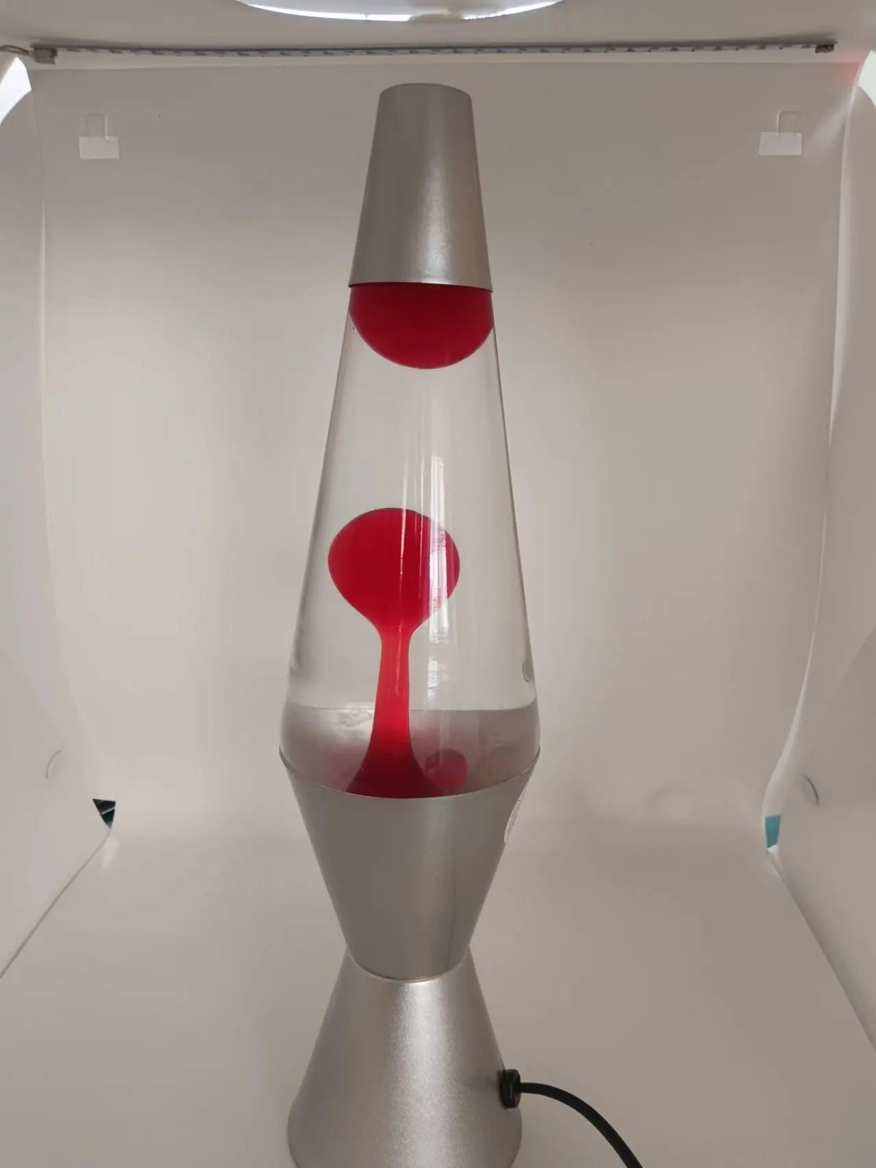 GlowFlow™ Lava Lamp 🌋 — Mesmerizing Mood Light Magic